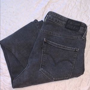 Levi’s 721 High Rise Skinny size 29